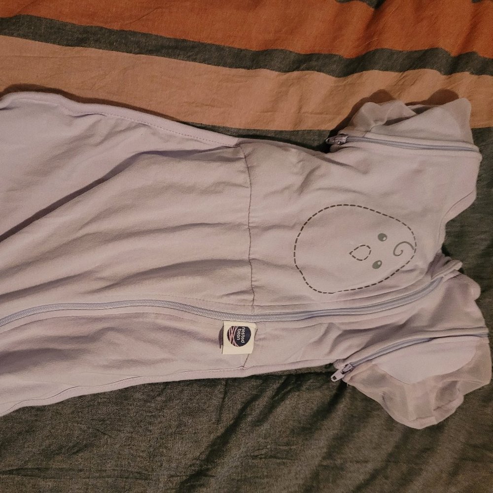 Nested bean swaddle